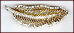 Trifari Gold Tone & Rhinestone Leaf Pin